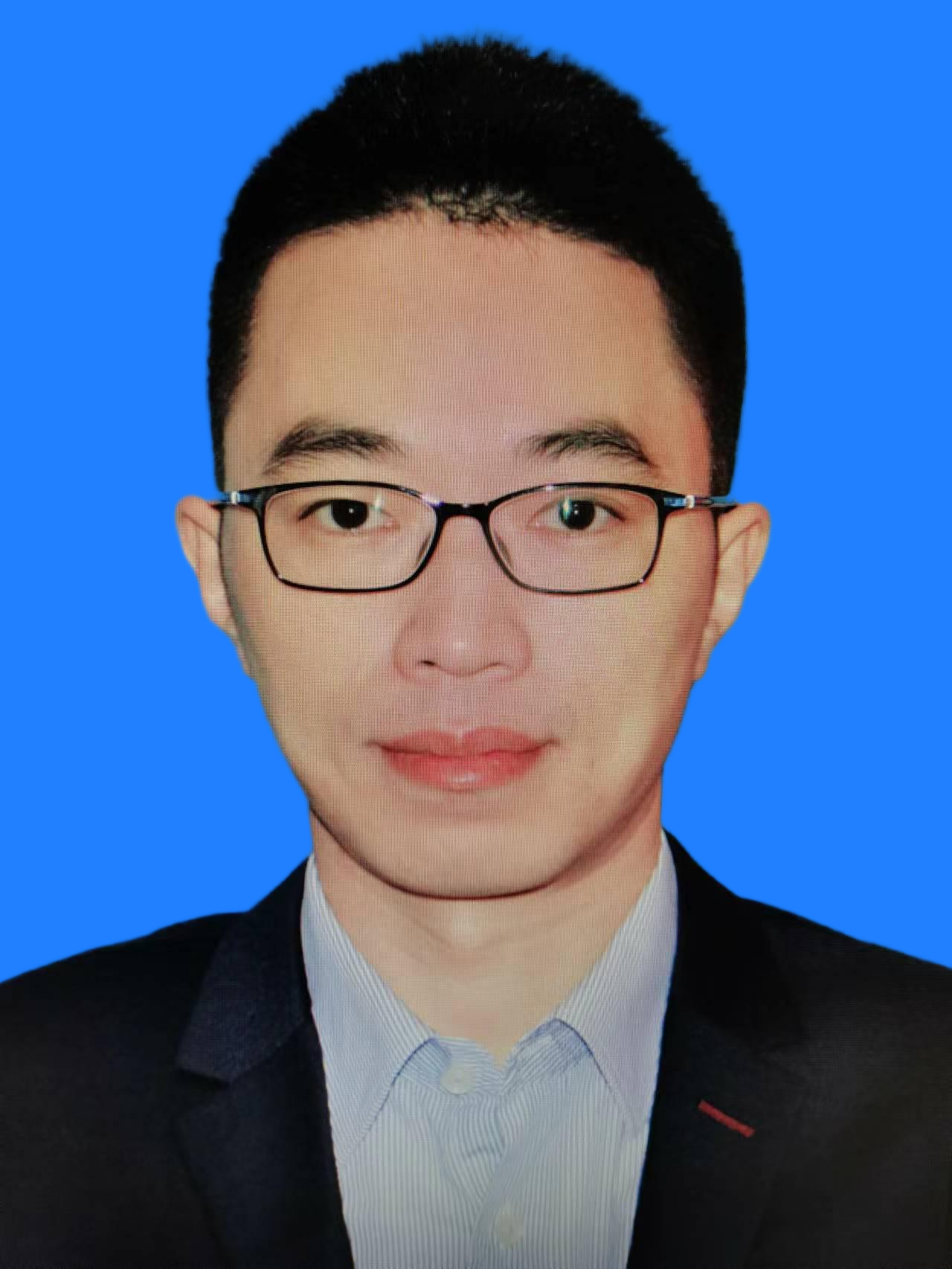 魏琪（副经理）